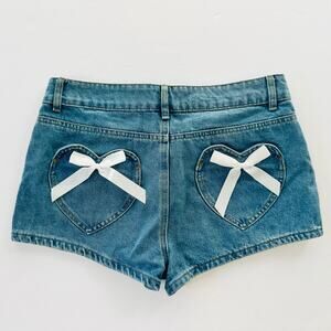 EDIKTED Jean Shorts Heart Pocket Bow Detail NEW Size Large Mini Cheeky